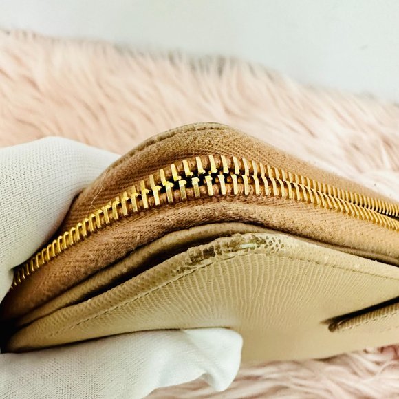 AUTHENTIC PRADA SAFFIANO LEATHER BEIGE ZIPPY WALLET WITH COA MADE IN ITALY - Picture 10 of 16